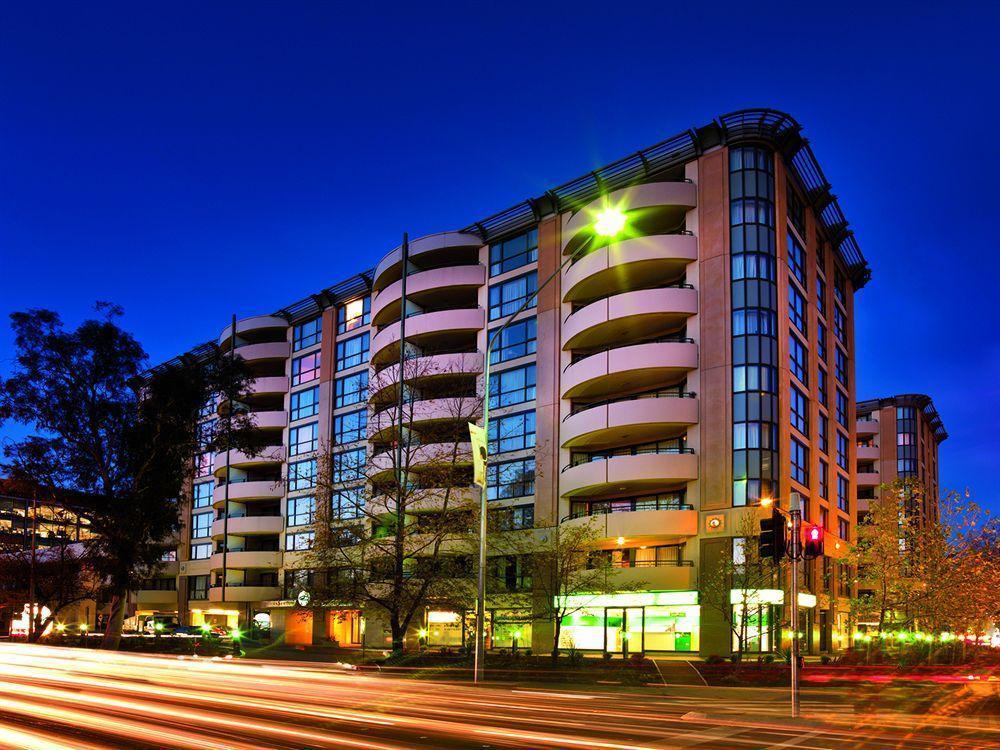 Adina Serviced Apartments Canberra James Court Exteriör bild
